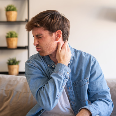 can a chiropractor help with whiplash